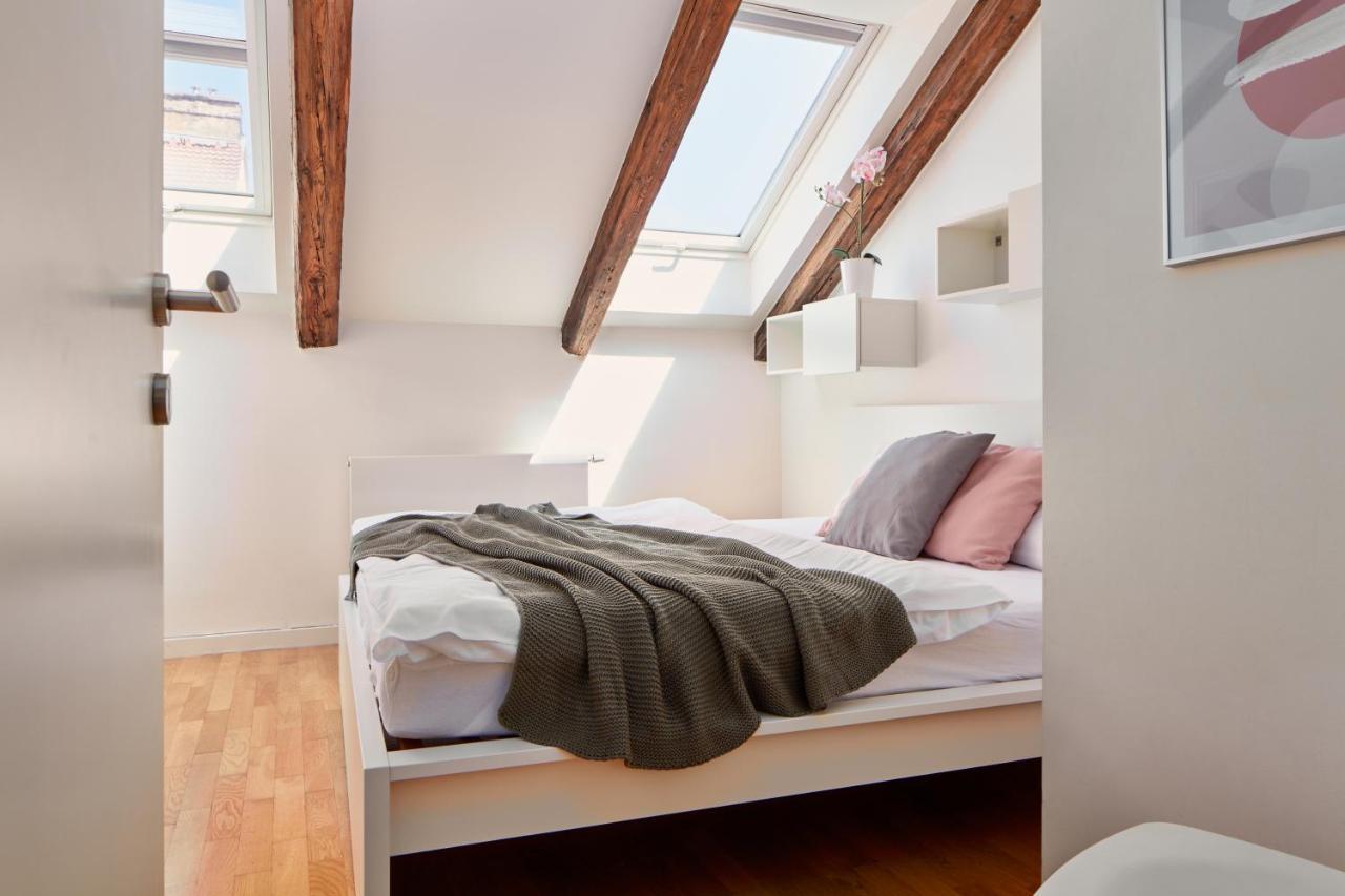 Days - 3bdr Bright Loft - Ac - Location In New Town Apartmán *